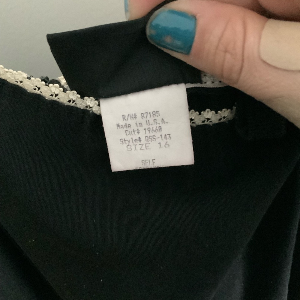 Vintage Torrid Black Dress with White Lace Accent - Picture 3 of 5